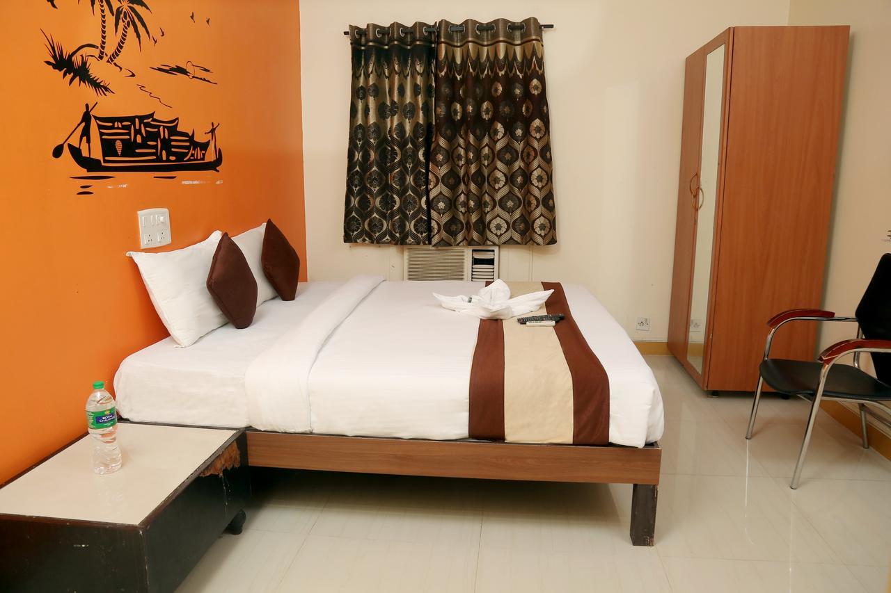 Rich Inn Suites - Next To Accord Metropolitian. Chennai Luaran gambar