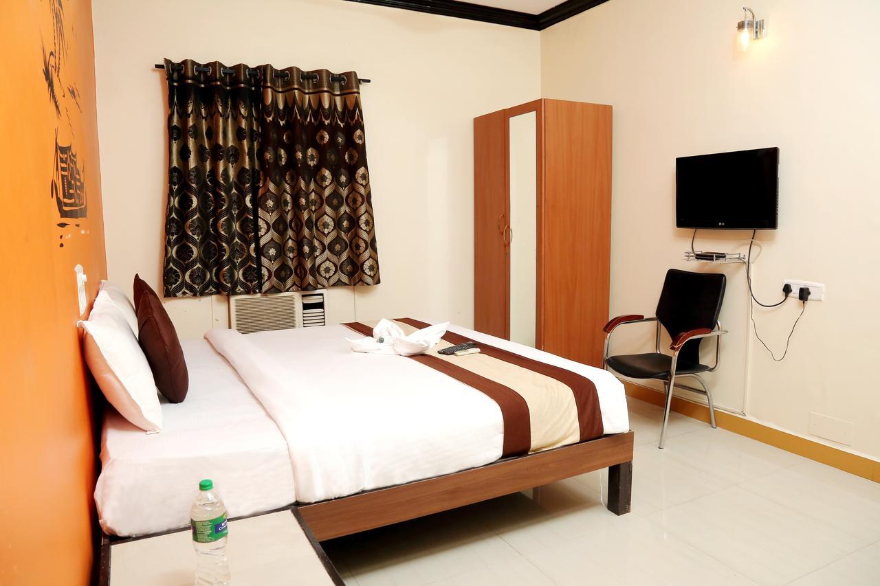Rich Inn Suites - Next To Accord Metropolitian. Chennai Luaran gambar